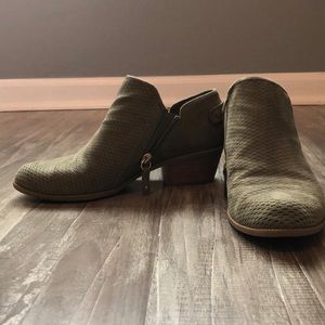 Dr. Scholl’s Shoes